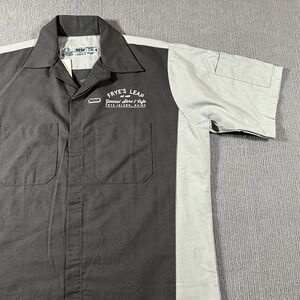Fryes Leap General Store Cafe Mens Medium Short Sleeve Shirt Button Up Maine NWT